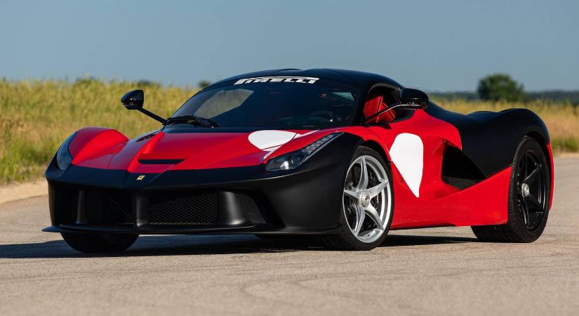 Eladják a LaFerrari három ritka prototípusát