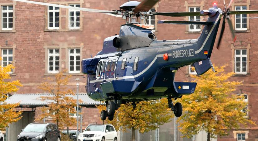 Hírszerzés: bármikor, bárhol támadhatnak, emelték a terrorfenyegetettségi készültség szintjét