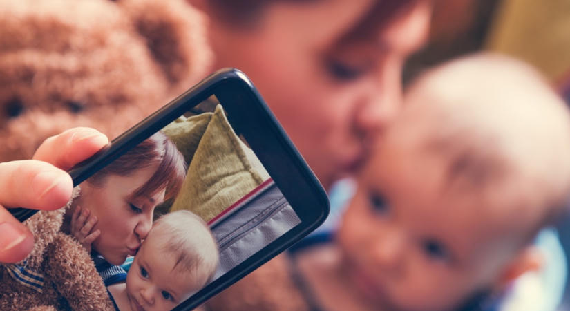 A gyermekjogi biztos óva inti a szülőket a gyermekek fotóinak internetes közzétételétől, mert visszaélhetnek velük