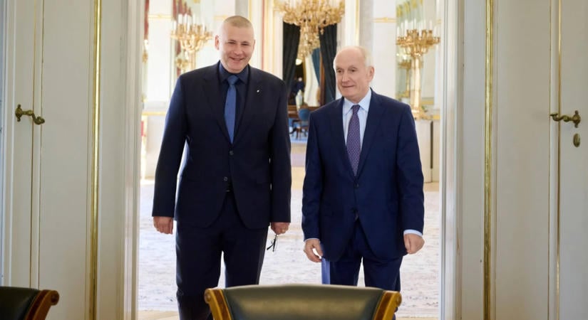 Baka András munkamegbeszélésen fogadta a honvédelmi minisztert
