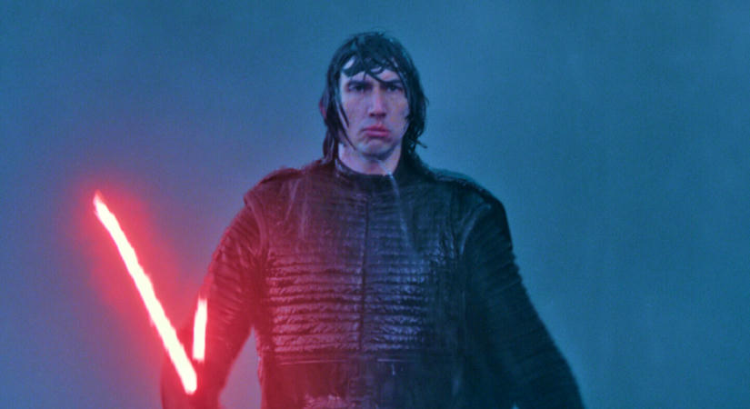 Lelombozó hírt kaptunk az elkaszált Star Wars-filmről, amiben visszatért volna Kylo Ren, és amin egy csomó ideig dolgoztak a kukázás előtt