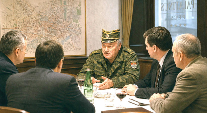 Elhunyt Ratkó Mladic szerb tábornok, aki Pécsen döntött Bosznia sorsáról