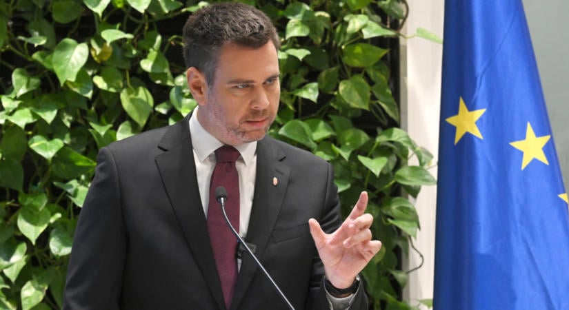 Vitézy Dávid: a kormány büntetőfeljelentést tesz Mészáros és Szíjj ellen - "A hűtlen kezelés körülményei fennállnak"