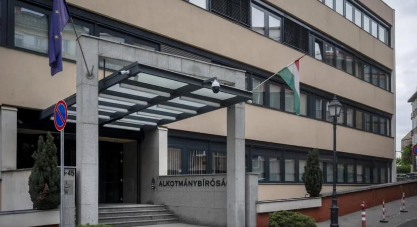 Kiírta az Alkotmánybíróság az elnöki tisztségre szóló pályázatot