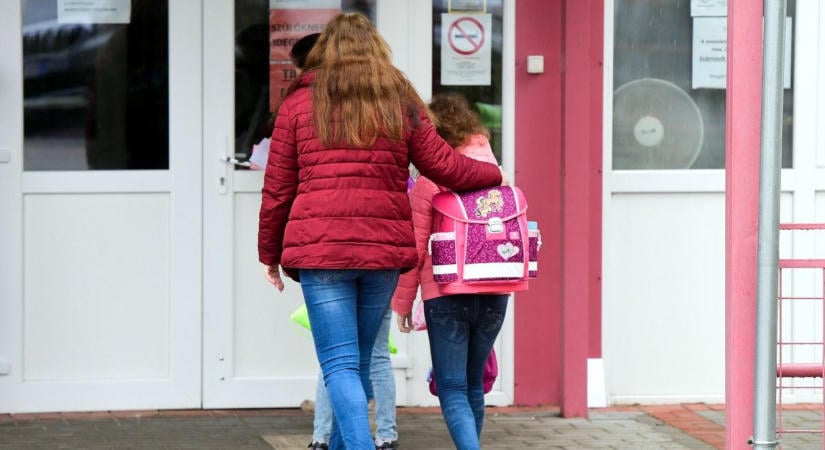 „Készüljetek a halálra” – fegyveres támadással fenyegetik a magyar iskolákat