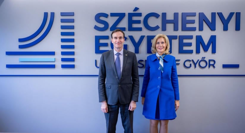 Fókuszban a nemzetközi kutatási együttműködések: a Széchenyi István Egyetemre látogatott Finnország magyarországi nagykövete