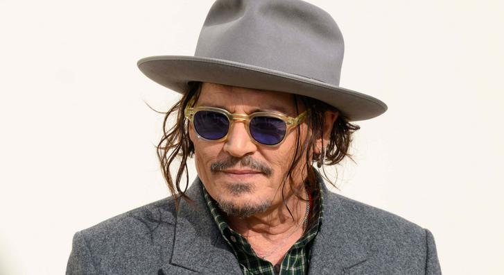 Johnny Depp zsémbes öregember lett, de így is imádjuk