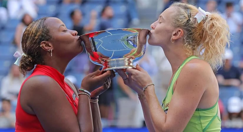 Katerina Siniakova és Taylor Townsend nyerte a női párost a US Openen