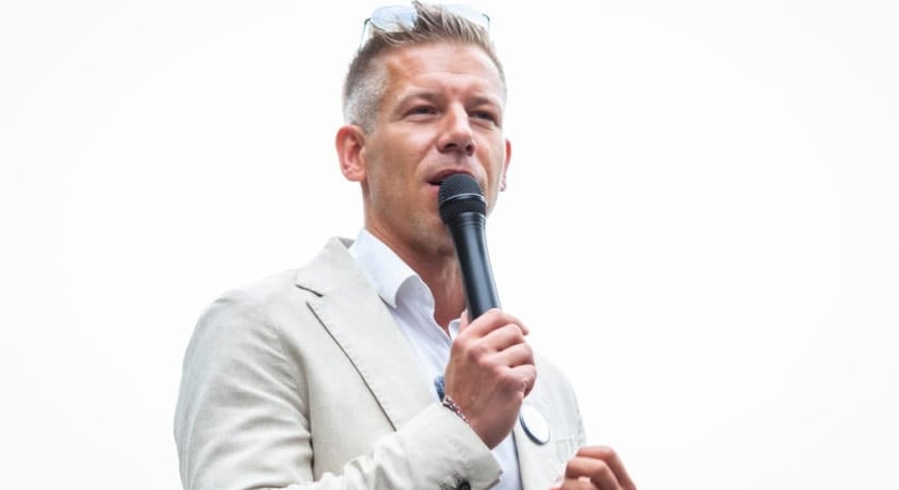 Magyar Péter a történelmi egyházak vezetőivel egyeztetett