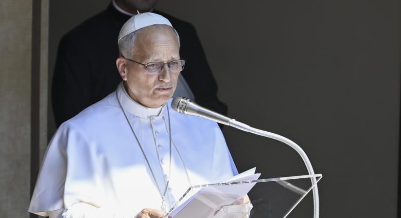 Súlyos veszélyre figyelmeztet a pápa: az embertelenedés kockázatát hozza el a mesterséges intelligencia