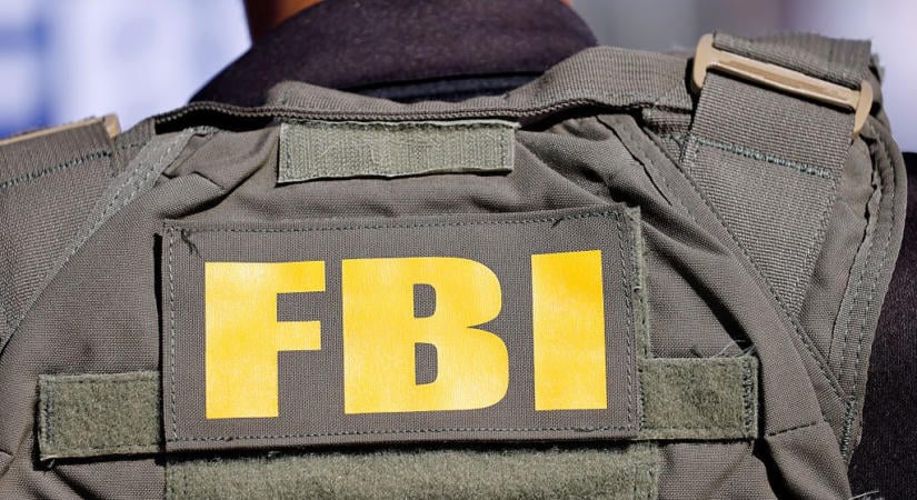Letartóztattak egy amerikai tisztviselőt, aki a húszikat támogathatta