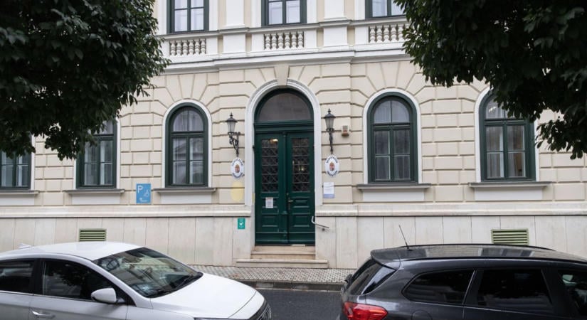 Megkezdte az építkezéseket, majd lelépett a pénzzel: 14 családot csapott be a zalai vállalkozó