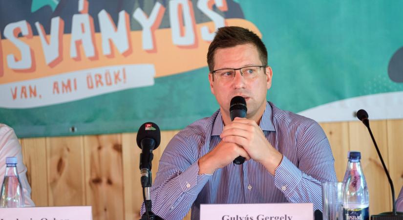 Váratlan fordulat: Gulyás Gergely lemondta tusványosi szereplését