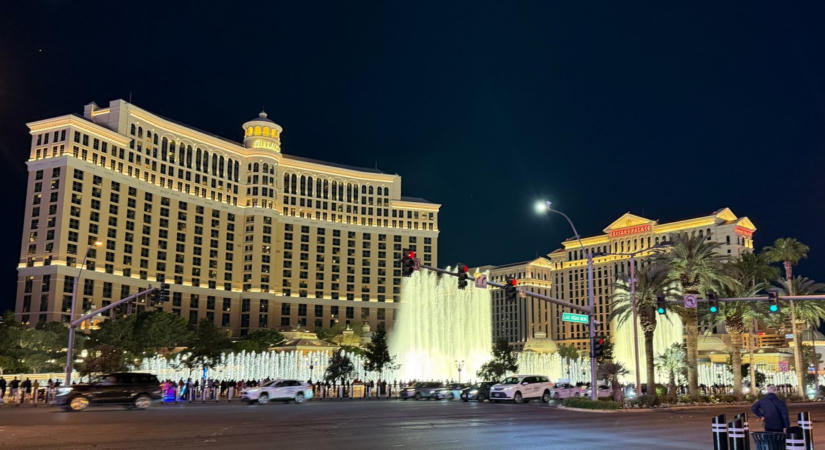 A fények és a szórakozás sugárútja: A Las Vegas Strip