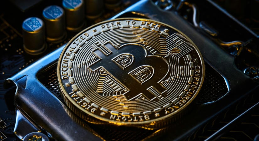 A bitcoin 87 000 dollár fölé ugrott, az AI-tokenek 38 százalékkal emelkedtek