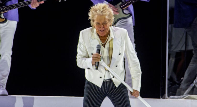 A legenda befejezte: Rod Stewart 60 év után búcsúzik a színpadtól