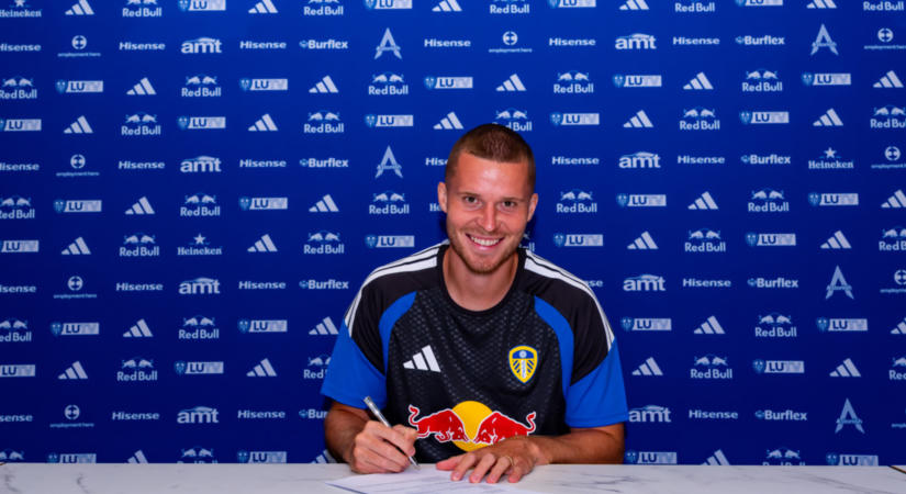 Nico Elvedi 11 év után búcsút intett a Gladbachnak, a Leeds Unitedhez igazolt