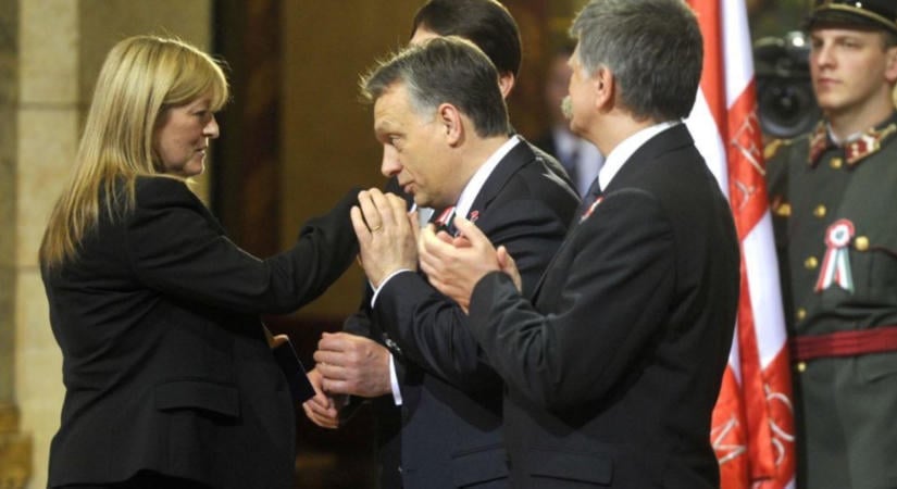 Köszönetet mondott munkájáért Schmidt Máriának a Fidesz