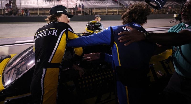 Összeverekedett két NASCAR-pilóta a verseny után – videó