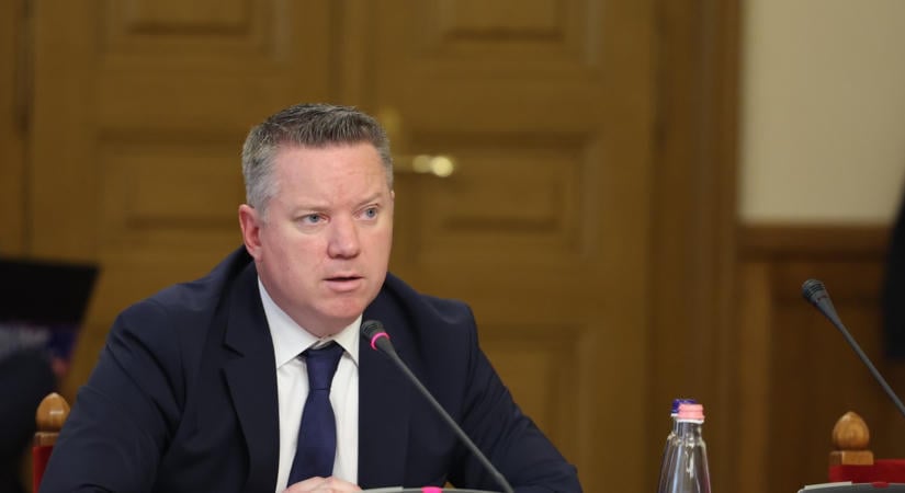 Óriási a felháborodás a kiszivárgott rendőrségi levelek miatt: Megszólalt a belügyminiszter a kínos incidensről