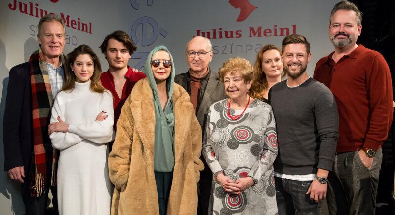 Csodálatos vagy, Júlia! – Premier Eszenyi Enikővel és Pásztor Erzsivel a Játékszínben