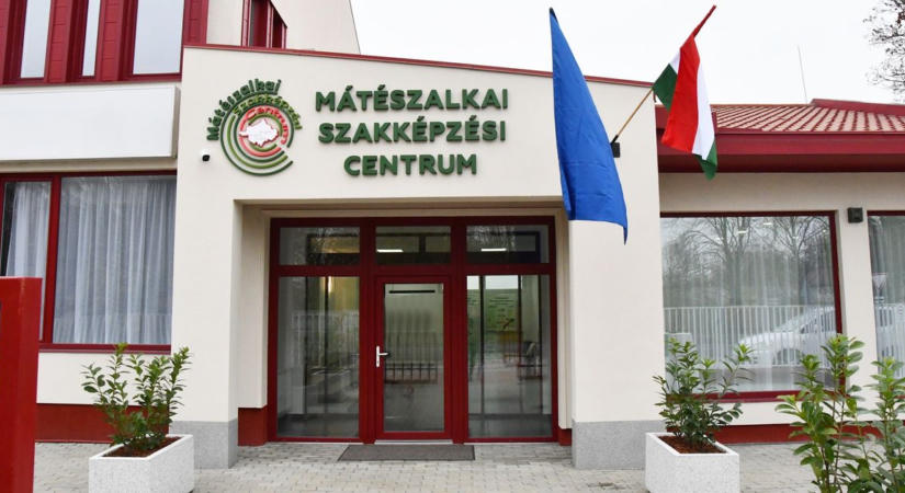 Jövő évtől megszűnik a szakképzési centrumokban a kancellári munkakör