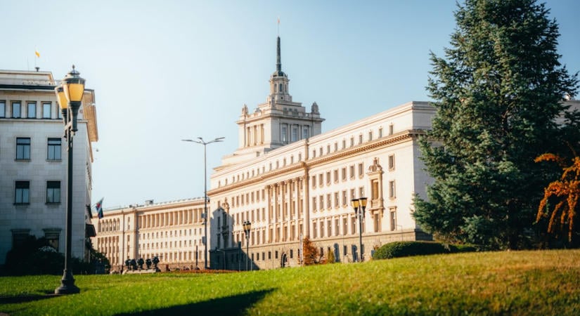 AI-ügynökök próbáltak kormányzati oldalakat feltörni, március óta aktívak
