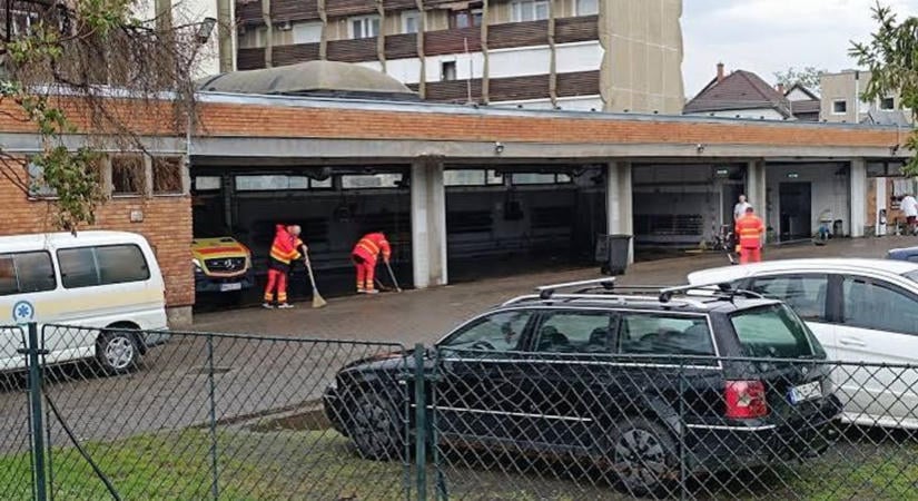 Kiadták a figyelmeztetést: 27 napja nem volt ilyen eső Szekszárdon