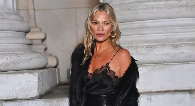 Erre az 5 alapdarabra esküszik Kate Moss – Te se hagyd ki az őszi ruhatáradból