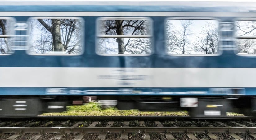 Friss, rendkívüli! Baleset történt a Déli pályaudvaron: óriási a fennakadás