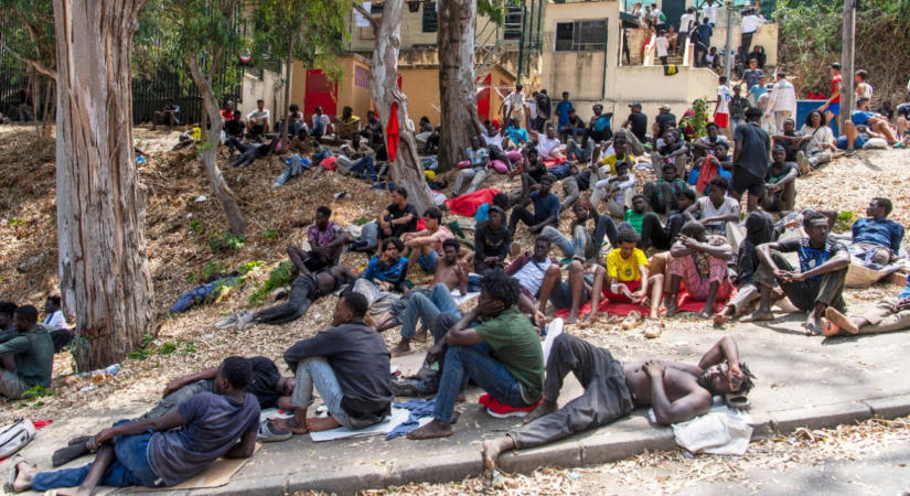 Az EU a brüsszeli politika csődjét jelentő ceutai válság hatására módosít migrációs politikáján