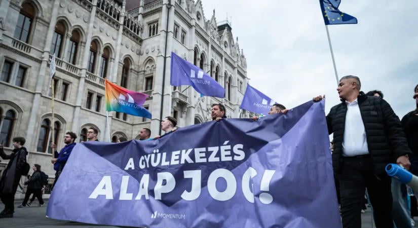 Fekete-Győr búcsút intett a Momentumnak, novemberben függetlenként indul országjárásra