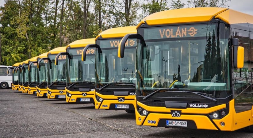 Új autóbuszok érkeznek Ajka és Veszprém térségébe