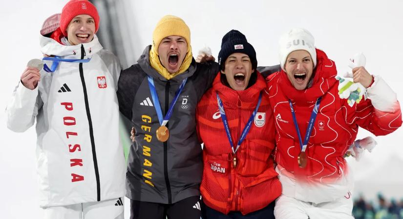 Német arany a siugrók normálsáncos versenyén a téli olimpián