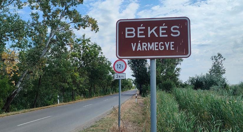 Visszatér a megye elnevezés, megszűnik a főispán titulus