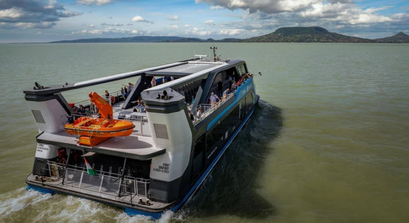 Elkezdődött az őszi hajózási szezon a Balatonon