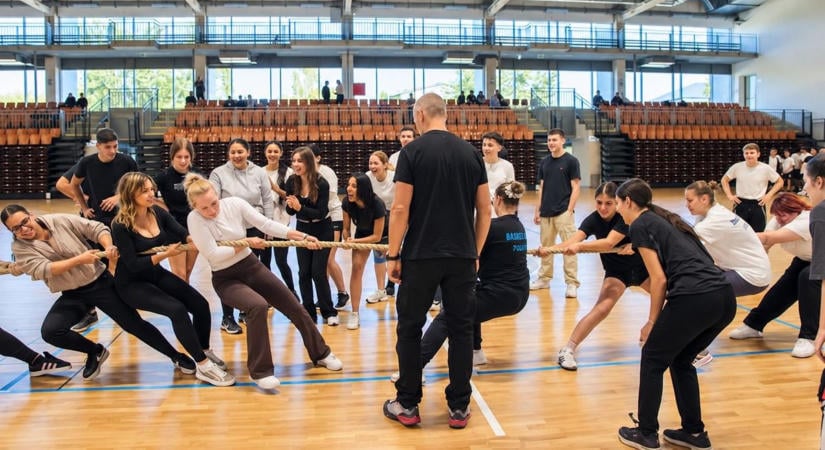 Diákok segítik majd társaikat a siófoki centrum iskoláiban