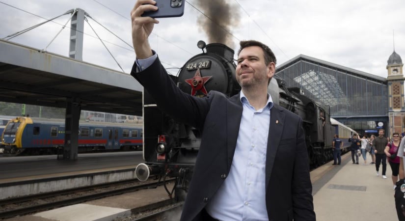 Vitézy Dávid: Lezárások lesznek, mert újabb ütemhez ért a Déli Körvasút építése