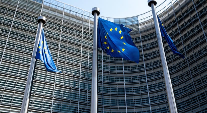 E-kereskedelmi és vámügyi szabályokat hagyott jóvá az Európai Parlament