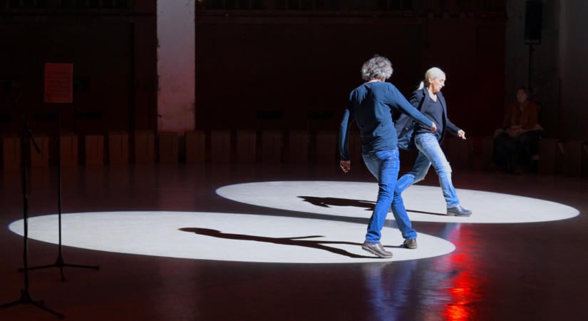ÉLJENEK A HATVANAS (TÁNCOS)NŐK! Anna Terese De Keersmaeker, Rabih Mroué: A little bit of the moon és Louise Lecavalier / Fou Glorieux: danses vagabondes / Impulstanz, Bécs