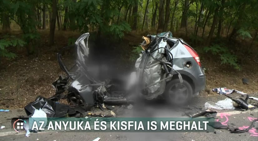 Meghalt a mendei balesetben megsérült édesanya és kisfia is