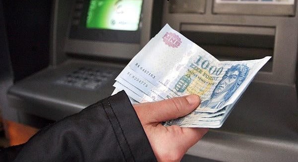 A GVH több mint 63 millió forint bírságot szabott ki az Euronetre