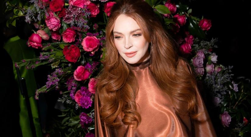 Lindsay Lohan babát vár