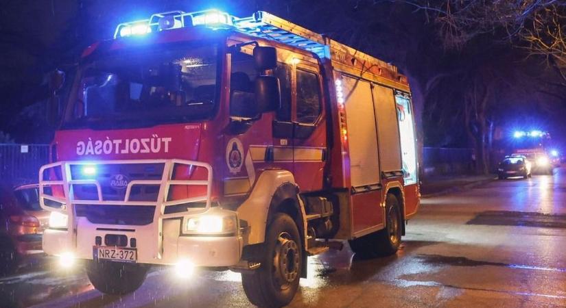 Rémálom utazás közben: lakóautó került óriási bajba a hevesi turistaparadicsomban