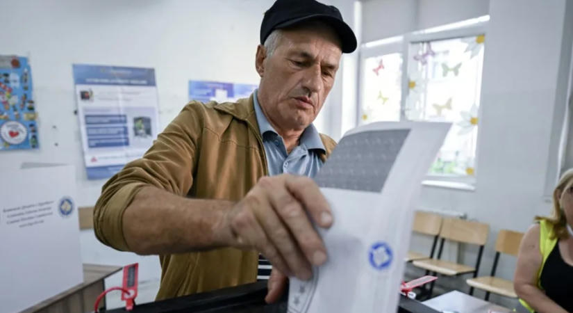 Megszakadt a koszovói parlament alakuló ülése