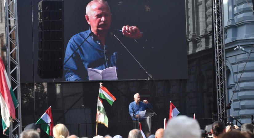 Bencsik András kitálalt: központi üzenetekben adták ki, miről írjanak