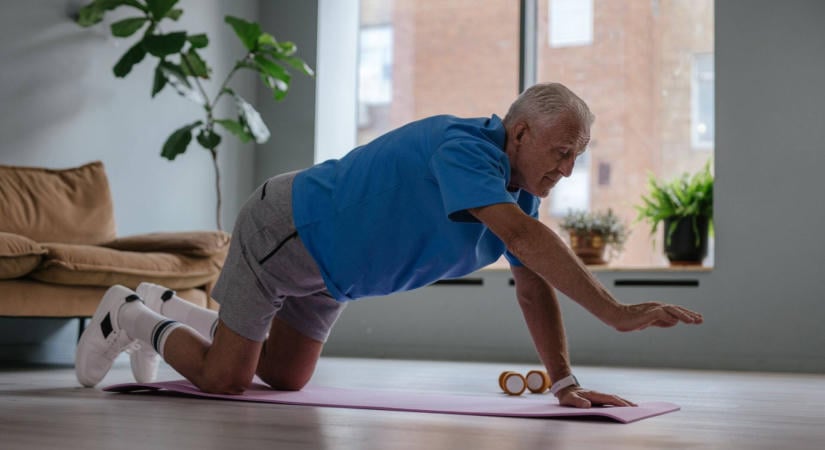103 éves, és még mindig egyedül él: minden reggelt ugyanazzal a 20 perccel kezd