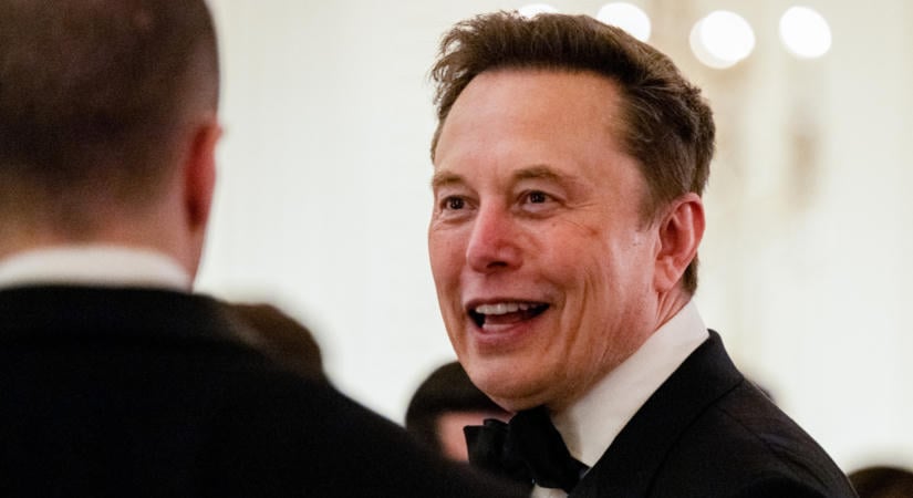 Meglépheti a történelem egyik legnagyobb fúzióját Elon Musk, de komoly veszélyeket is rejt a terv