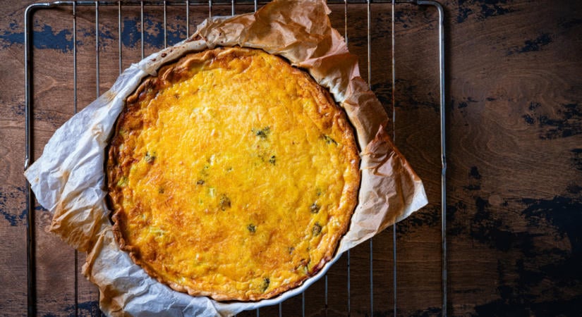 Ez a sütőtökös quiche olyan finom, hogy másnapra nem marad belőle – plusz egy hozzávalótól lesz tökéletes