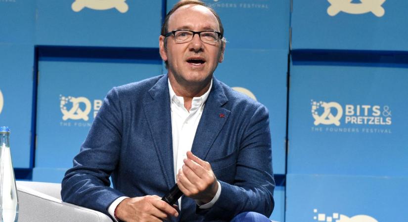 Újabb szexuális zaklatási ügyekben indítanak vizsgálatot Kevin Spacey ellen